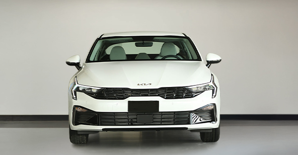 KIA K5 2025